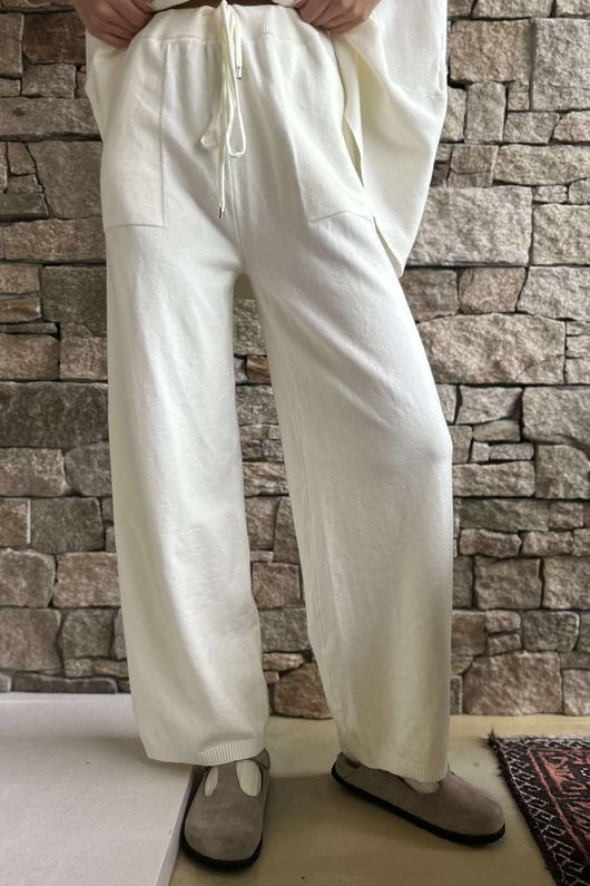 Elbury Twist & Bloom Luxury Knit Co Ord Set Ecru